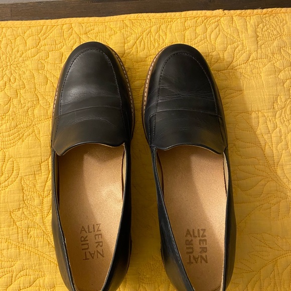 Naturalizer Black Leather Loafers - Picture 5 of 5